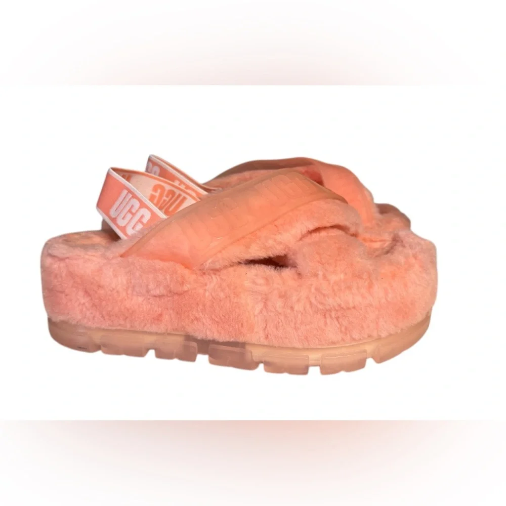 Like New! UGG Fuzzita Clear Cross Strap Fluffy Orange Platform Sandals SZ 8